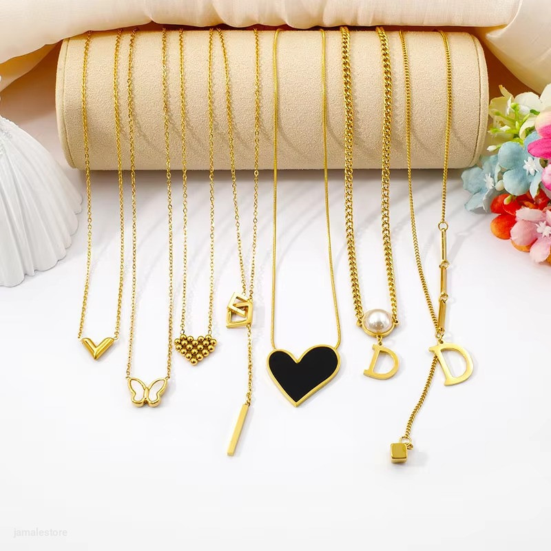 18K Gold PVD Plated Heart Pendant Necklace for Women